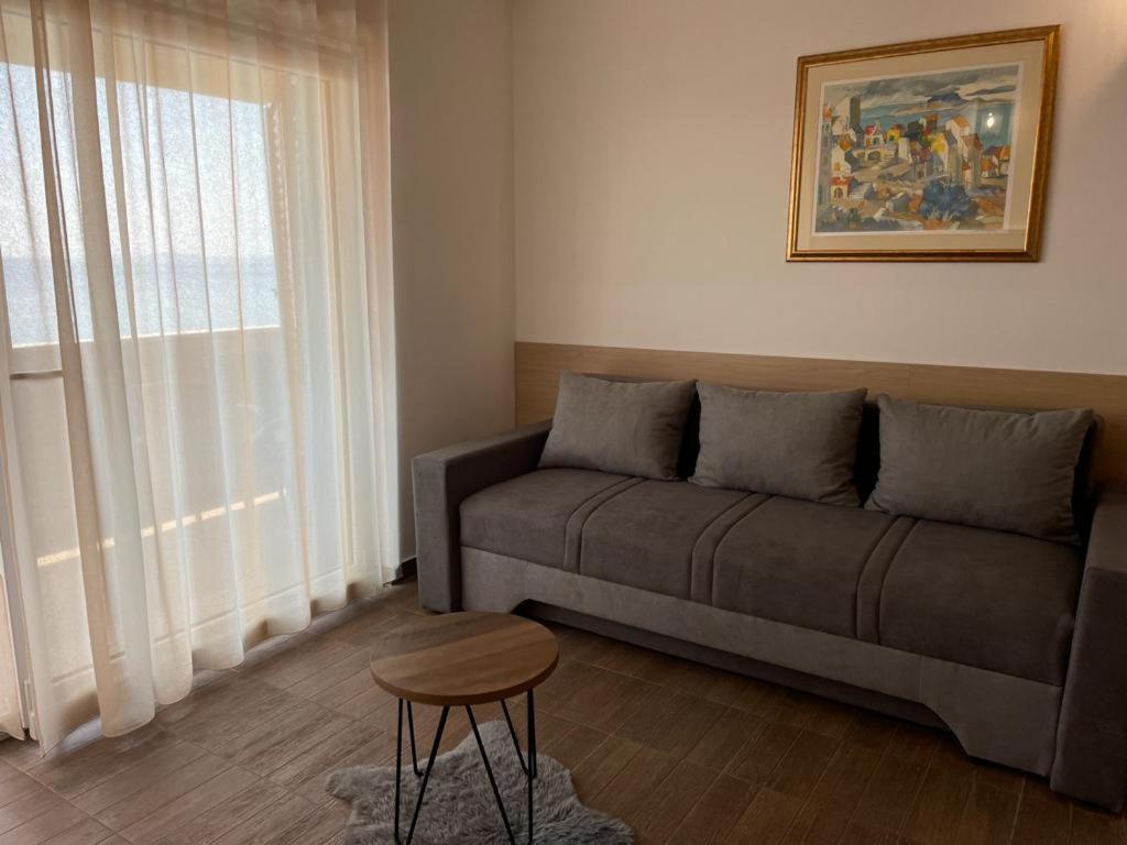 Apartments Vuković Podstrana Buitenkant foto